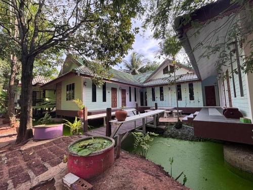 Amphawa Hotel | Aioun At Amphawa