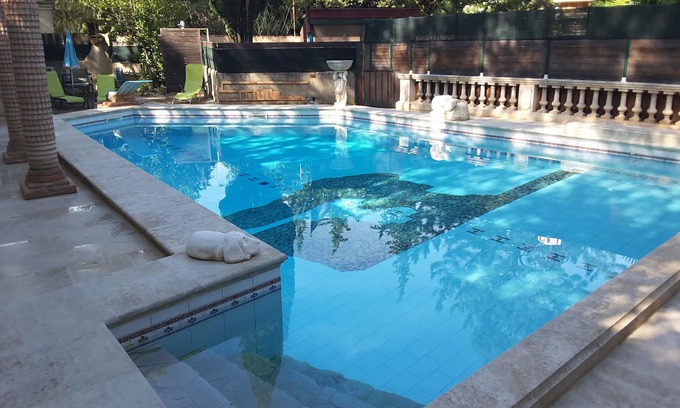 Villeneuve-les-Avignon Villa | Villa con aire acondicionado Piscina de buceo de 90m2 Piscina grande Se aceptan mascotas cerca de Avignon