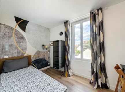 Saint-Pierre-du-Perray Casa | Air-Conditioned Apart 10 Pers,40min Paris, Orly 20min, Disneyland 40min