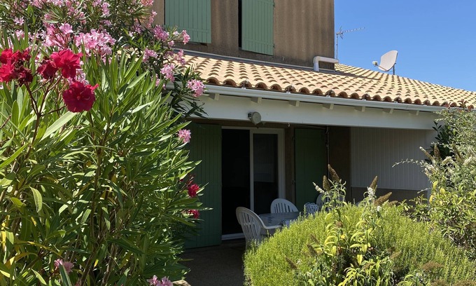 Portiragnes-Plage Villa | Villa con aire acondicionado cerca de la playa en urbanización cerrada con piscina