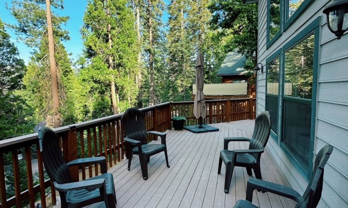 Cold Springs Cabina | Aire Acondicionado y 3 Camas King Size + 1 Queen