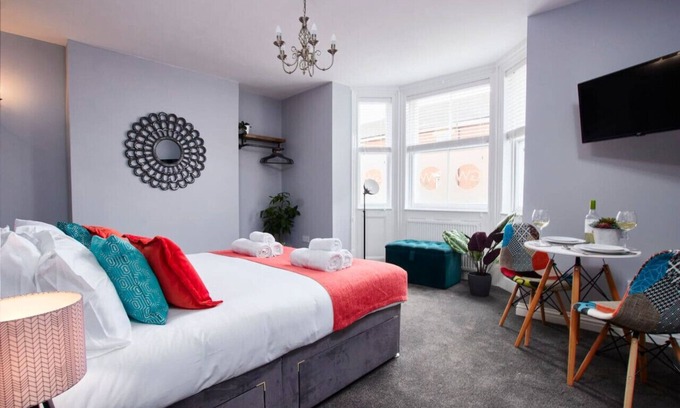 Castle Donington Apartamento | Airport Close, Work Ready: Gym Access, Fast Wifi