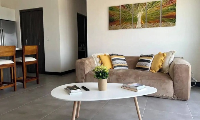 Alajuela Condominio | Airport Condo Traveler's Haven!nn