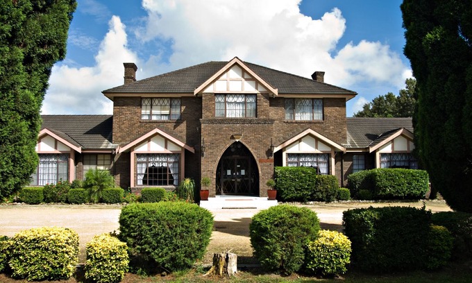 Heatherbrae Hotel | Airport Motel Sir Francis Drake