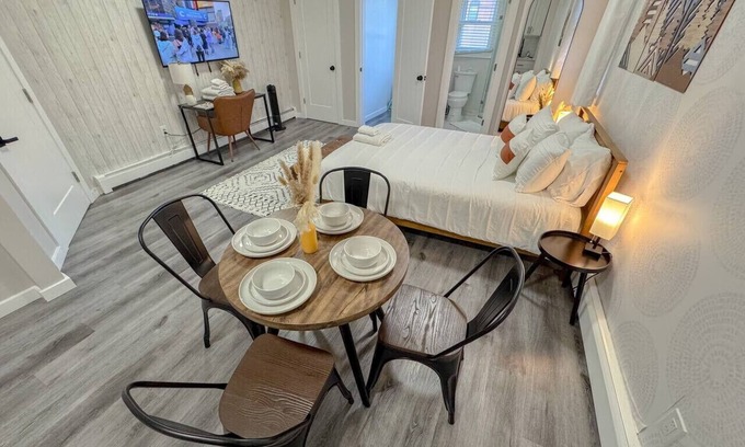 North Ironbound Apartamento | Airport Studio: NY/NJ Charm