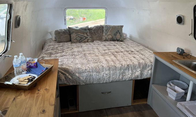 Bastrop Casa | Airstream Vibes on 90 acres