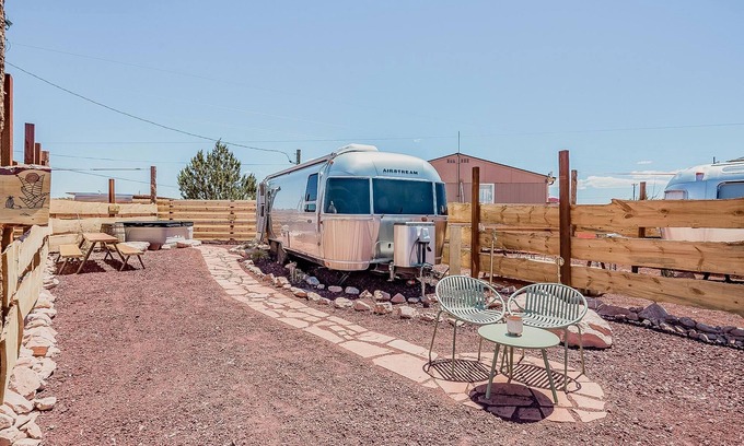 Valle Casa | Airstream w/ Private Hot Tub (Unit G) - 4 Person Airstream with Private Hot Tub