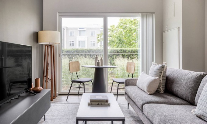 Cambridgeport Apartamento | Airy Cambridgeport 1BR w/ W/D & Gym, near Boston U & MIT, by Blueground