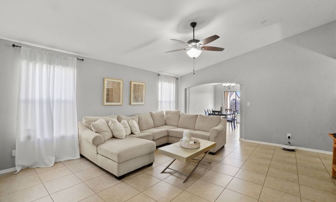 Biggs Field Casa | Airy, Open-Concept Home. Pet-Friendly!