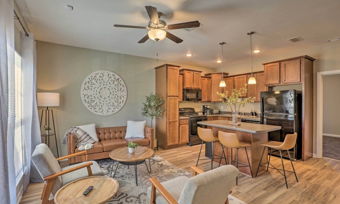 Tallahassee Condominio | Airy Tallahassee Condo ~ 5 Mi to Downtown!