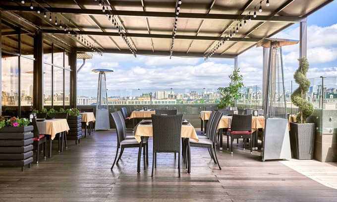Nur-Sultan Apartamento | Aisha Bibi Hotel & Spa