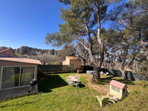 Est Apartamento | Aix-en-Provence, Maison provençale au calme de la campagne avec Jacuzzi