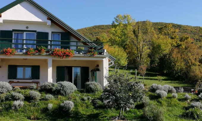 Udbina Apartamento | Apartamento Ajda lavanda en Mutilić, Croacia - Apartamento de 2 habitaciones