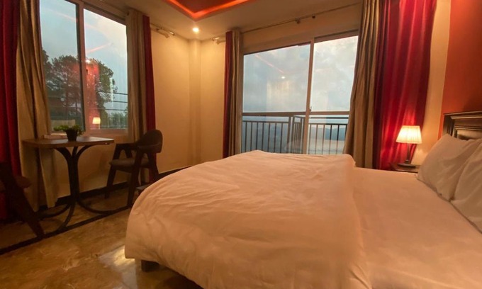 Murree Apartamento | AK Hotel & Suites