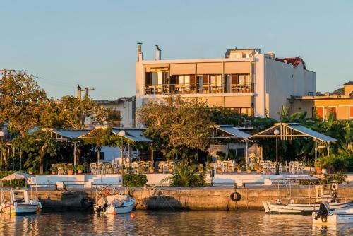 Agios Andreas Apartamento | Akroyali Hotel & Villas
