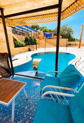 Zayy Chalet De Esquí | Al Eman Oasis Farm