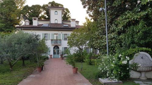 Bologna Fiere District Casa | Al Melograno - Room & Breakfast