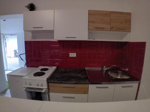 Inija Apartamento | ALEJA park