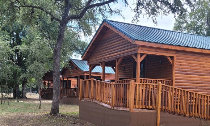 Pipe Creek Otro | Al's Hideaway Cabin and RV Rentals LLC