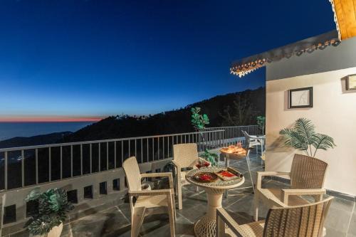 Mussoorie Villa | Alaya Stays Evara Serene 4 BHK Hill Retreat with Balcony, Fireplace & Scenic Views