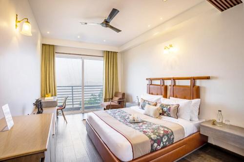Kasauli Apartamento | Alaya Stays Skyline Ridge 3 BHK Apartment with Scenic Views