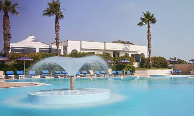 Torre dell'Orso Hotel | Alba Azzurra - CDSHotels