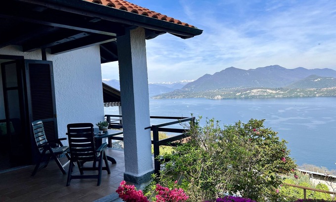 Belgirate Apartamento | ALBA SUL LAGO - fantastic lake and panoramic view, perfect starting position
