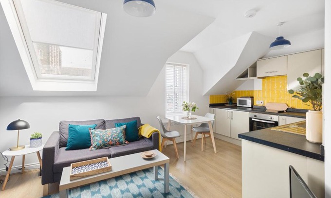 Roath Apartamento | Albany 2 by Black Door Stays
