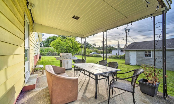 Newtonville Casa | Albany Home w/ Fenced Yard & Patio - Pets Welcome!