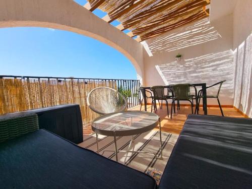 Casas de Torrat Apartamento | Albatros Apartment - Imperial Park - Sea View, 6 Pools, Terrace