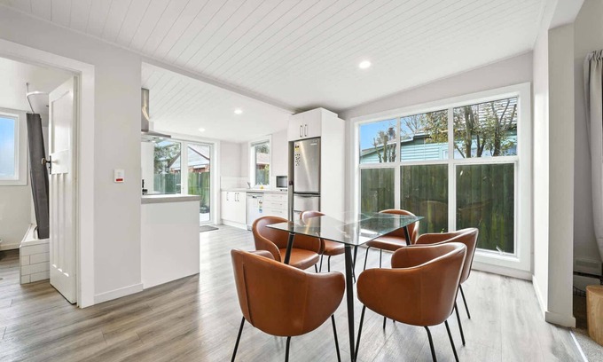 Sydenham Casa | Albemarle Villa Summa