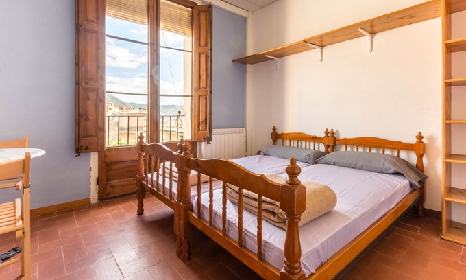 Salas de Pallars Apartamento | Alberg La Solana - 13 - Habitación Doble Con Dos Camas Individuales (2 Plazas)