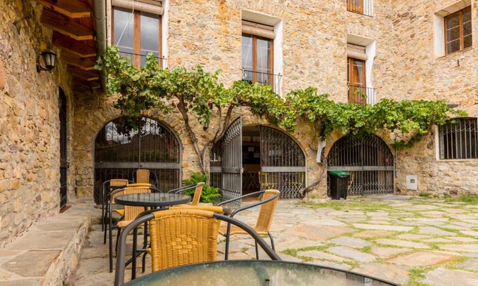 Salas de Pallars Hostal | Alberg La Solana
