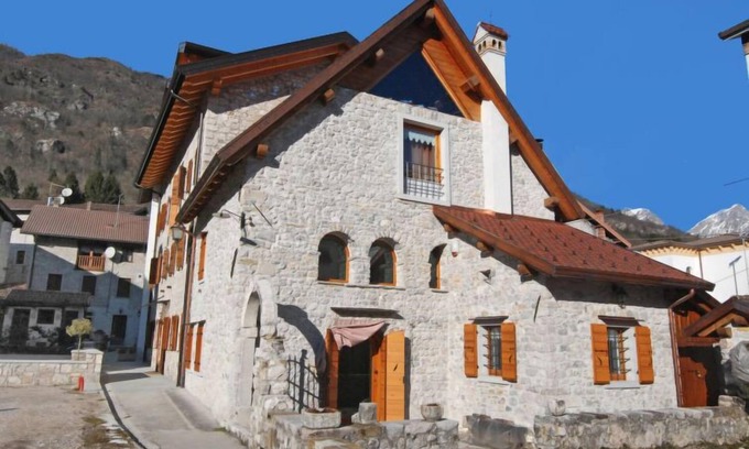 Barcis Apartamento | Albergo Diffuso - Cjasa Ustin by Interhome