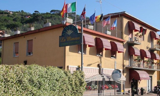 Pugliola Hotel | Albergo La Mimosa