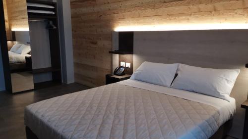 Borno Hotel | Albergo Rusen