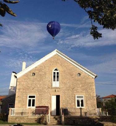 Valenca Casa | Albergue e AL O Brasão Valença