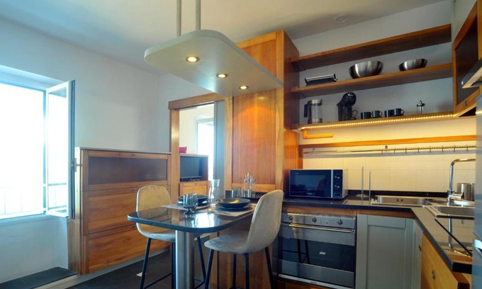 Bussana Apartamento | Albero Maestro on Bussana seaside