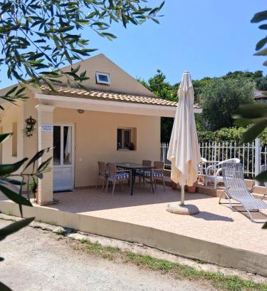 Notos Casa | Albert's Place