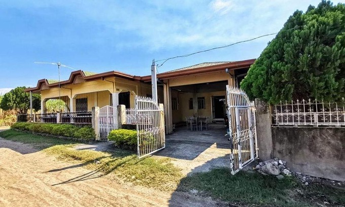 Calatagan Apartamento | Albert's Transient House