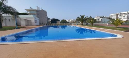 Correeira Apartamento | Albufeira Apartment Pool & Tennis