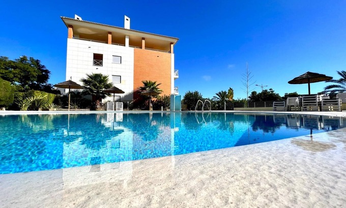Montechoro Apartamento | Albufeira Modern 3 With Pool by Homing
