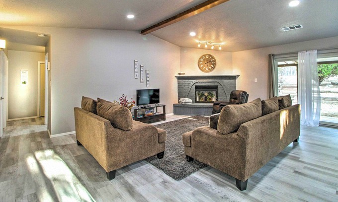Paradise Hills Civic Casa | Albuquerque Home: Close to Hiking & Old Town!