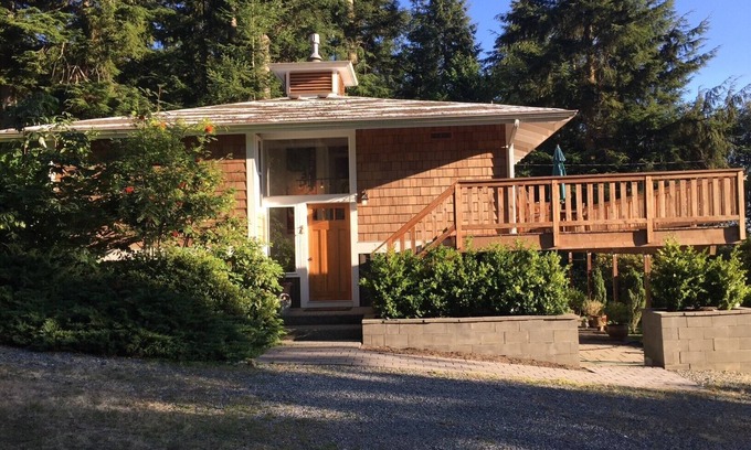 Freeland Casa | Alder House at Beverly Beach Whidbey Island