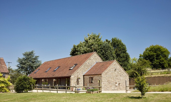 Frome Cabaña | Aldhelm Cottage; A rural retreat on the outskirts of Frome, near Longleat Safari Park and Bath!