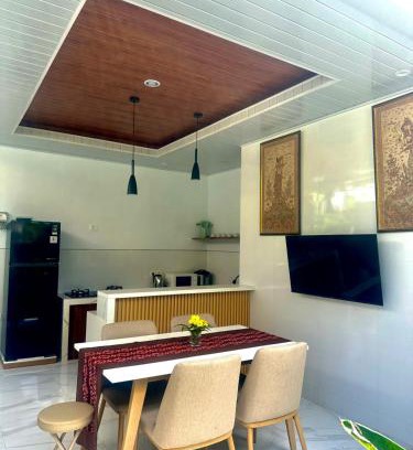 Sei Pinang Cama Y Desayuno | Aldi's House Villa