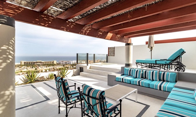 Campo de Golf Fonatur Condominio | Alegranza Luxury Ocean View Penthouse Walking Distance to Downtown and Beach