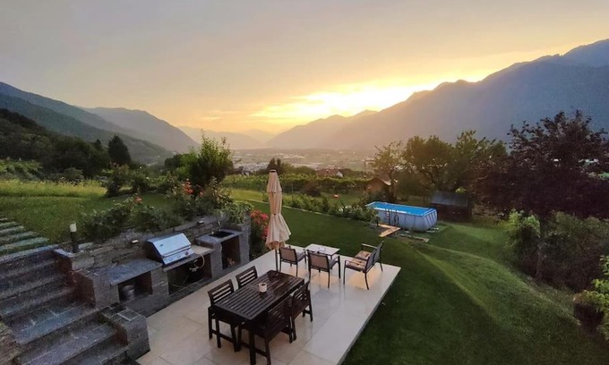 Riazzino Casa | Ales Green