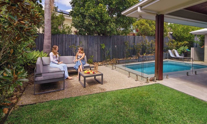 Alexandra Headland Casa | Alex Beachside Getaway - 15min walk > Sand & Surf