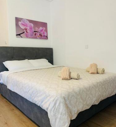 Rafina-Pikermi Apartamento | Alex Comfort Room